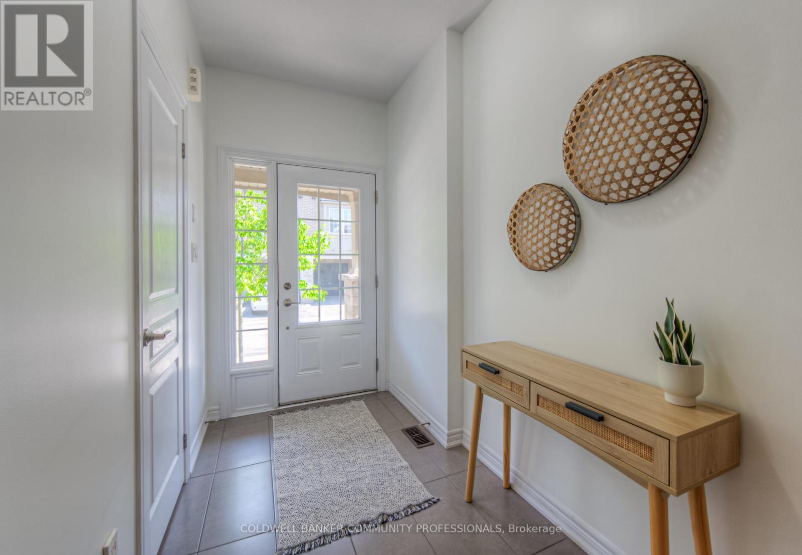 38 - 215 Dundas Street E, Hamilton, Ontario  L8B 0X1 - Photo 5 - X12585328