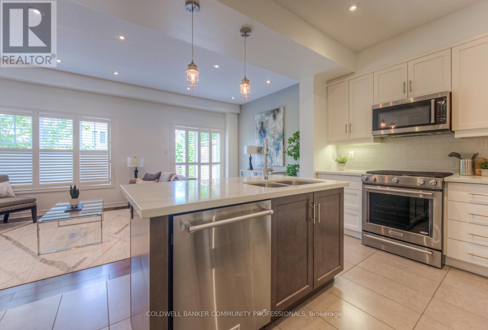 38 - 215 Dundas Street E, Hamilton, Ontario  L8B 0X1 - Photo 8 - X12585328