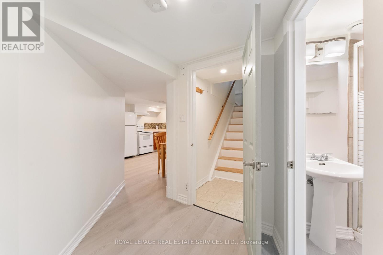 136 Mohawk Road, Hamilton, Ontario  L9G 2W9 - Photo 30 - X12585338