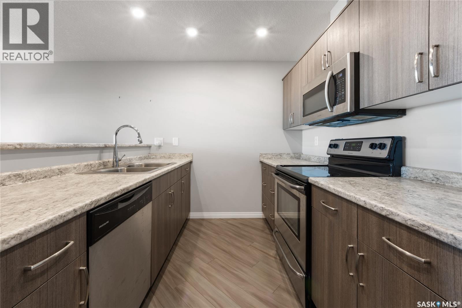 310 915 Kristjanson Road, Saskatoon, Saskatchewan  S7S 0B1 - Photo 4 - SK024100