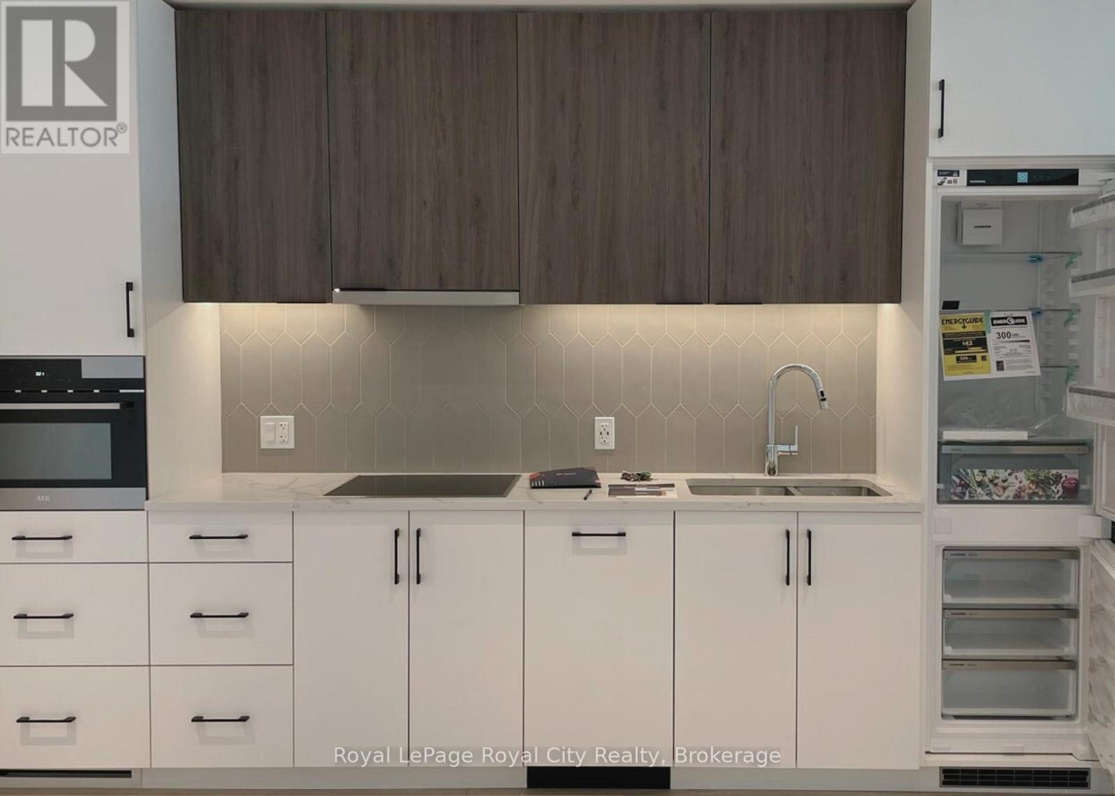 1105 - 741 King Street, Kitchener, Ontario  N2G 0E9 - Photo 5 - X12585378