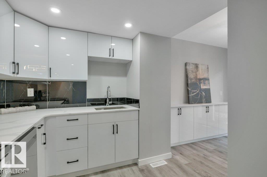 535 Willow Co Nw, Edmonton, Alberta  T5T 2K7 - Photo 11 - E4466967