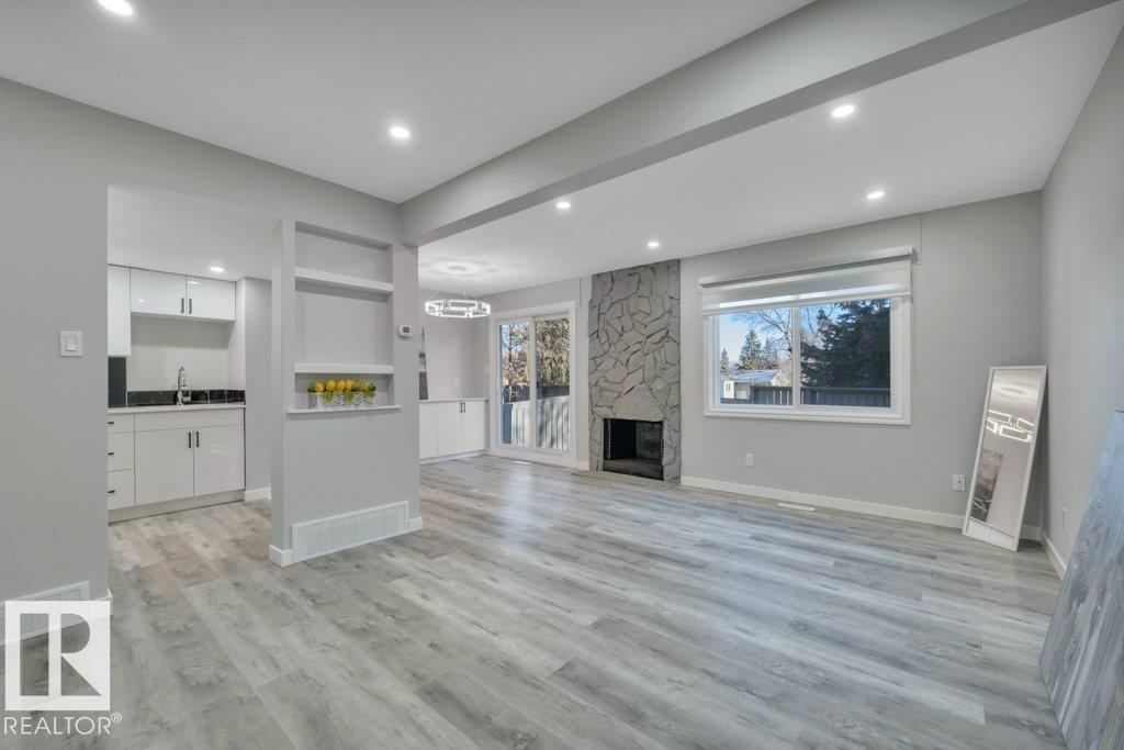 535 Willow Co Nw, Edmonton, Alberta  T5T 2K7 - Photo 4 - E4466967