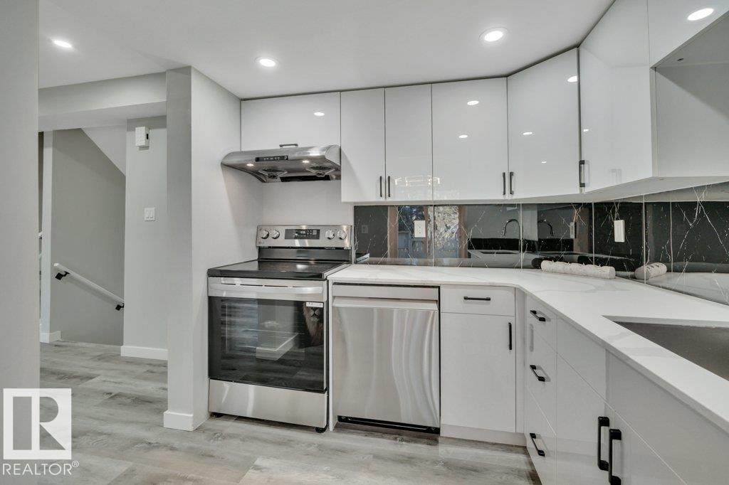 535 Willow Co Nw, Edmonton, Alberta  T5T 2K7 - Photo 8 - E4466967