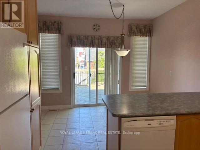 40 Kimberly Drive, Whitby, Ontario  L1M 1K5 - Photo 11 - E12387632