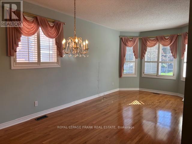 40 Kimberly Drive, Whitby, Ontario  L1M 1K5 - Photo 5 - E12387632