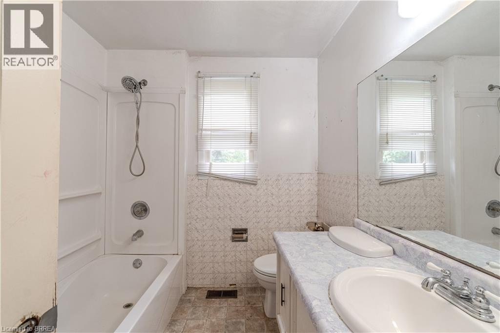 978 Norfolk Street N, Simcoe, Ontario  N3Y 3R8 - Photo 5 - 40747449