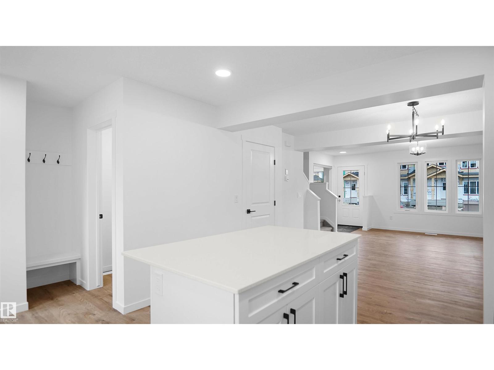 1299 Keswick Dr Sw, Edmonton, Alberta  T6W 5G5 - Photo 9 - E4450436