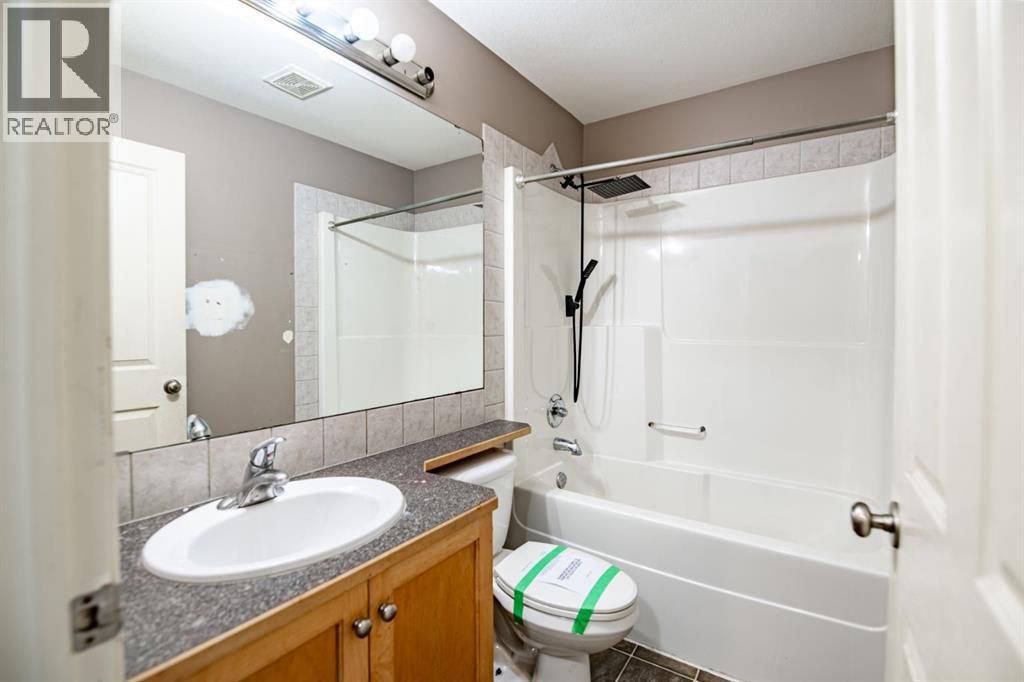 30, Kanten Close Close, Red Deer, Alberta  T4P 4E6 - Photo 7 - A2272680