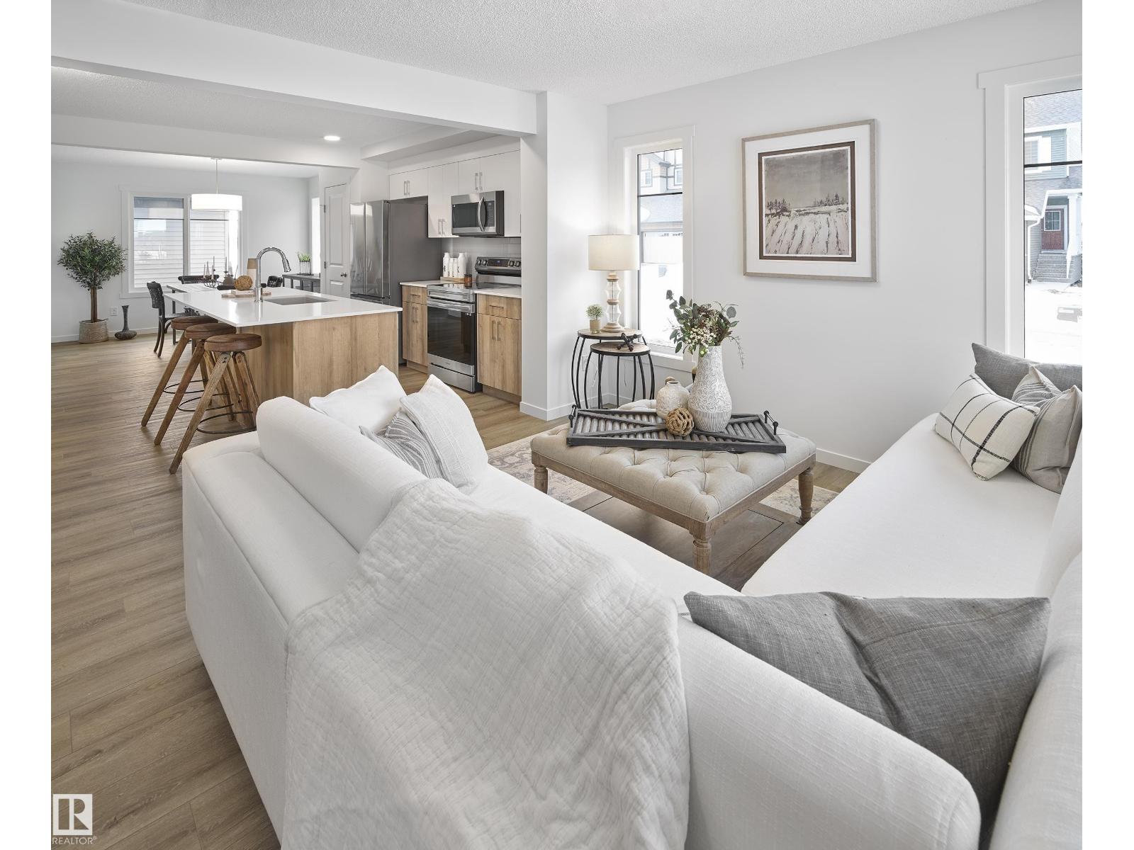 1275 Keswick Dr Sw, Edmonton, Alberta  T6W 4K3 - Photo 4 - E4465956