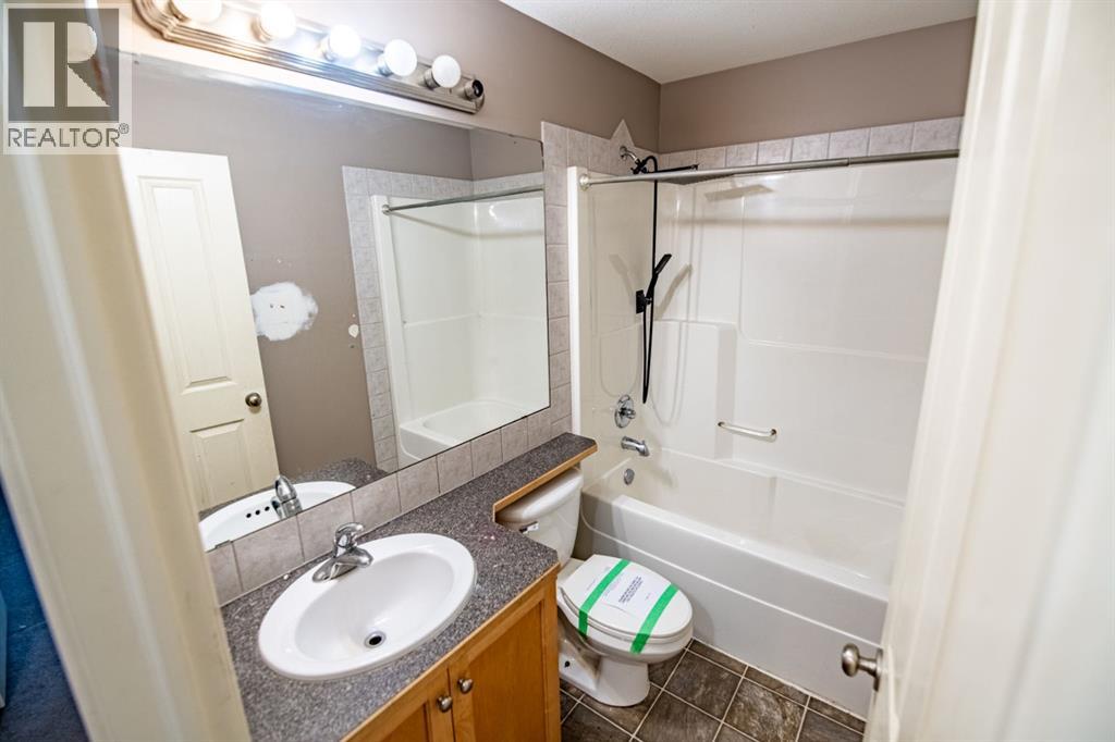 30, Kanten Close Close, Red Deer, Alberta  T4P 4E6 - Photo 9 - A2272680