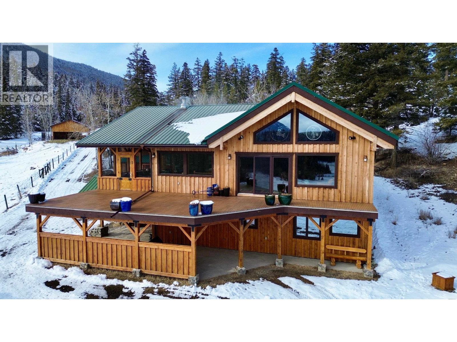 6802 TATLAYOKO ROAD, Chilcotin, British Columbia