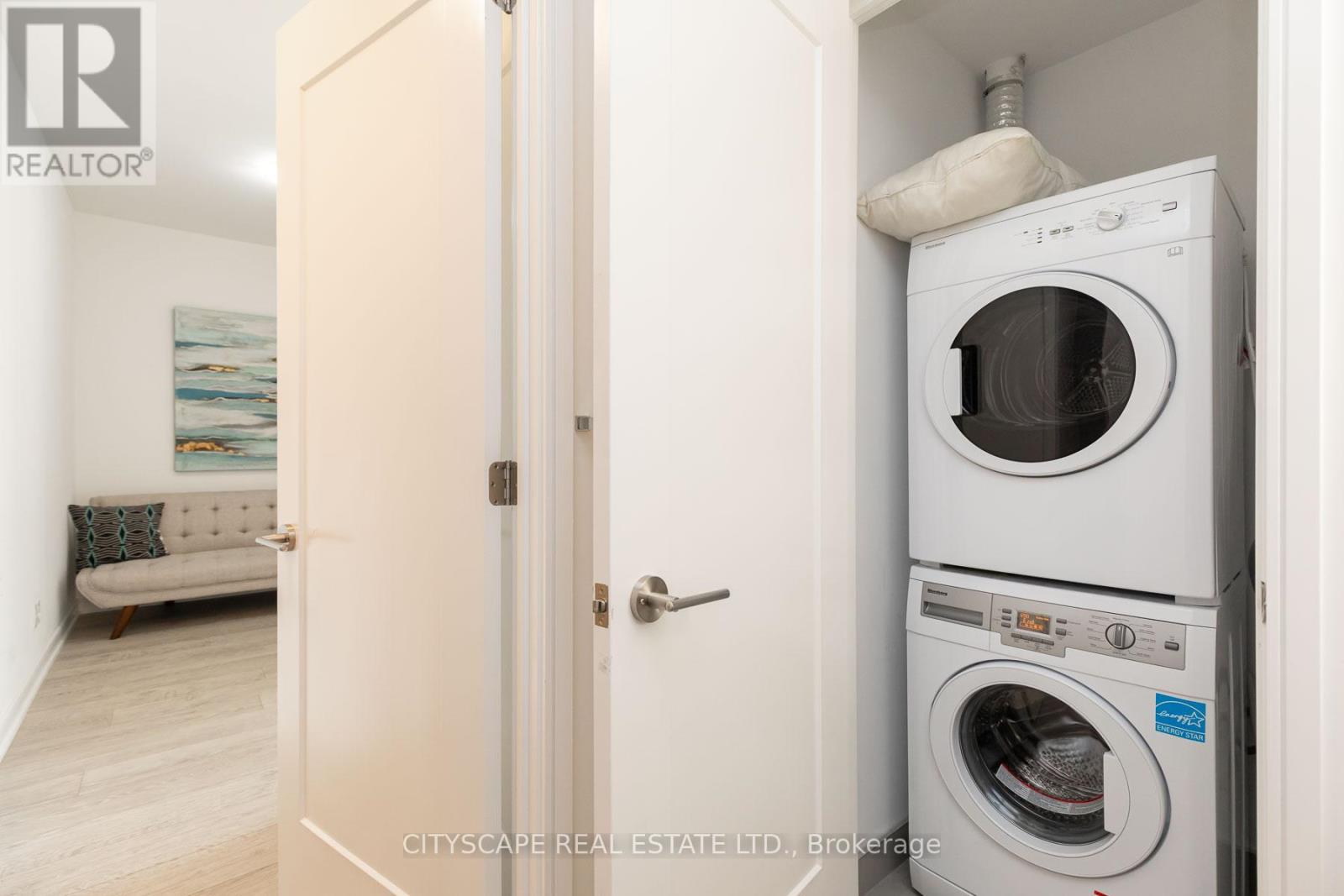 3901 - 88 Scott Street, Toronto, Ontario  M5E 0A9 - Photo 11 - C12585206