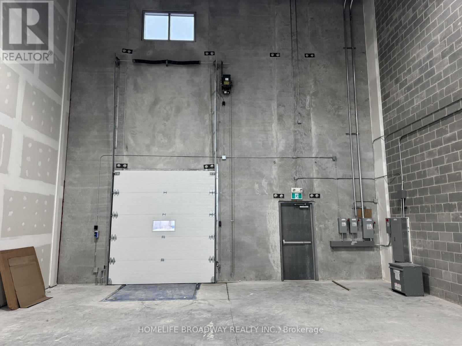 6b - 115 Addison Hall Circle S, Aurora, Ontario  L4G 7C7 - Photo 7 - N12469825