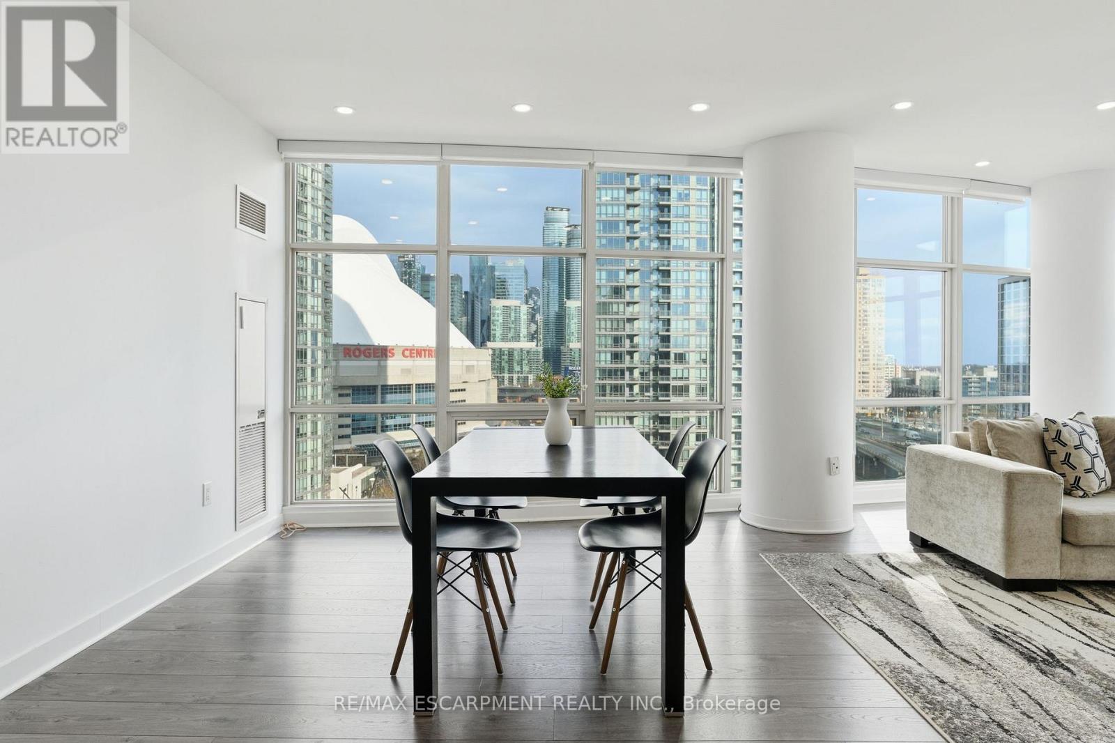 1109 - 35 Mariner Terrace, Toronto, Ontario  M5V 3V9 - Photo 10 - C12585366