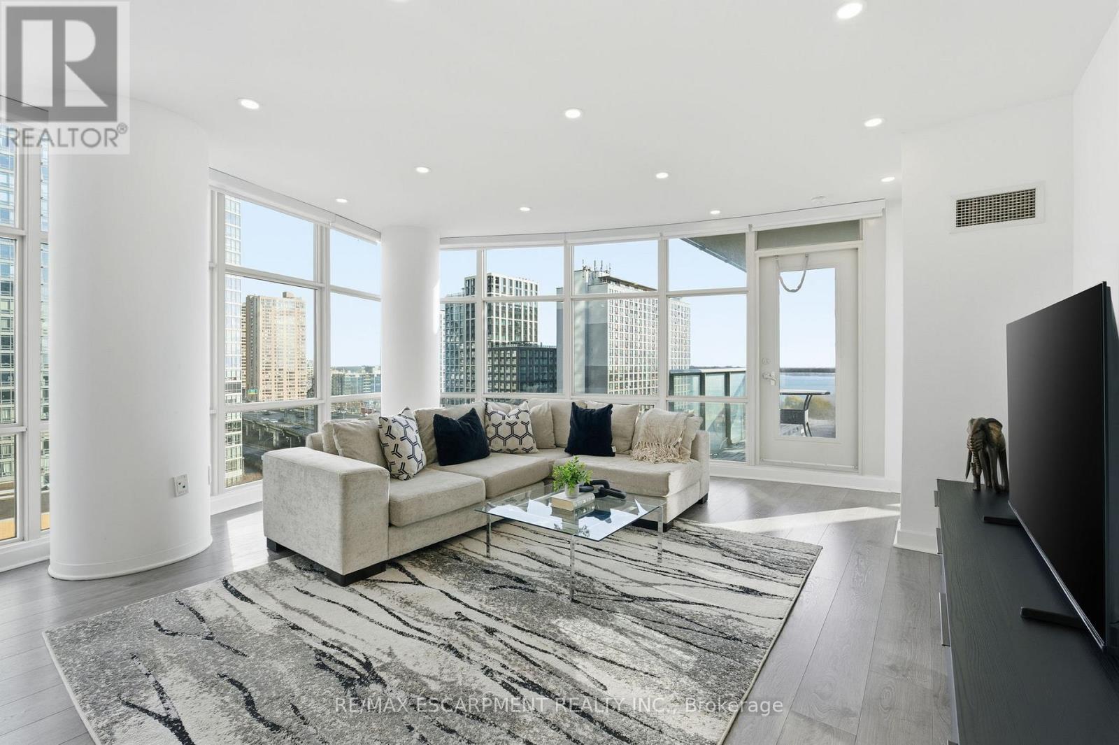 1109 - 35 Mariner Terrace, Toronto, Ontario  M5V 3V9 - Photo 14 - C12585366