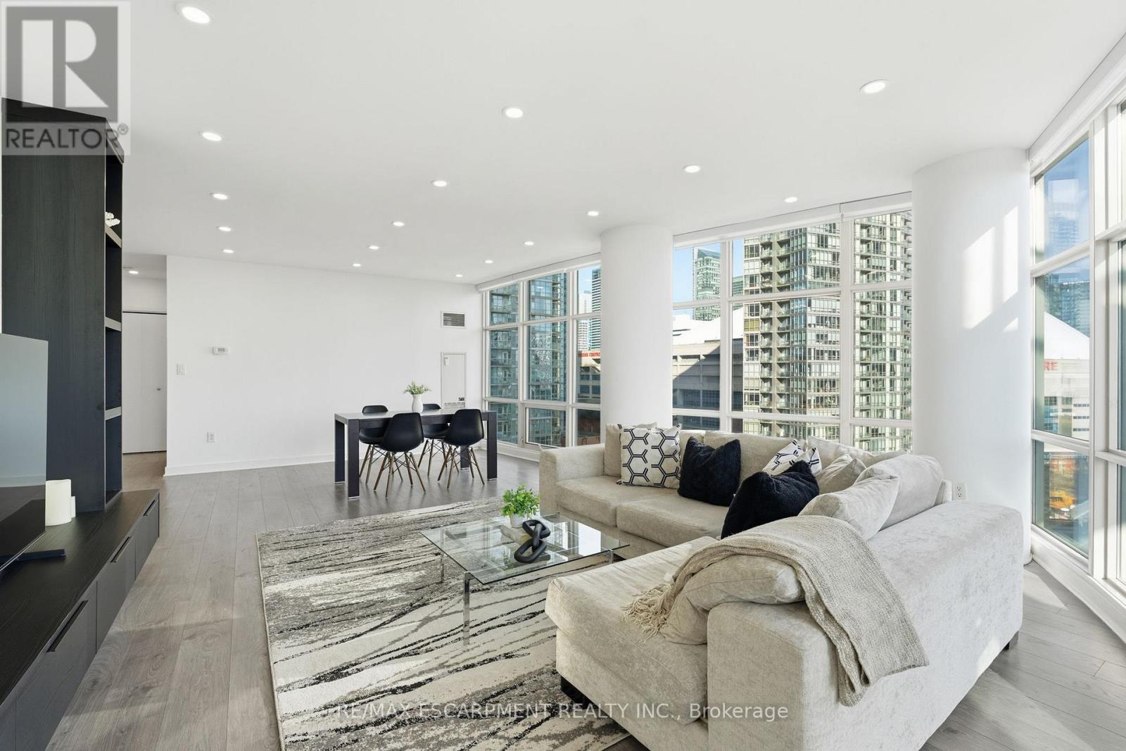 1109 - 35 Mariner Terrace, Toronto, Ontario  M5V 3V9 - Photo 18 - C12585366