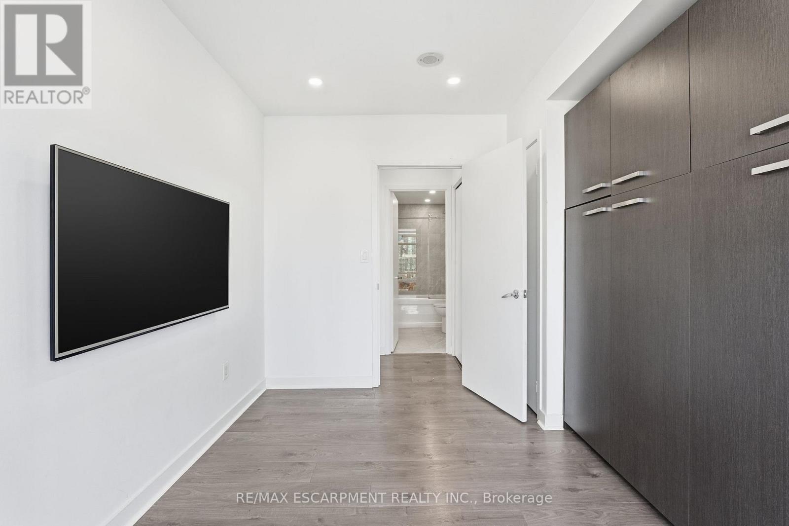 1109 - 35 Mariner Terrace, Toronto, Ontario  M5V 3V9 - Photo 26 - C12585366