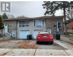Upper - 55 Reiber Crescent, Toronto (Bayview Woods-Steeles), Ca