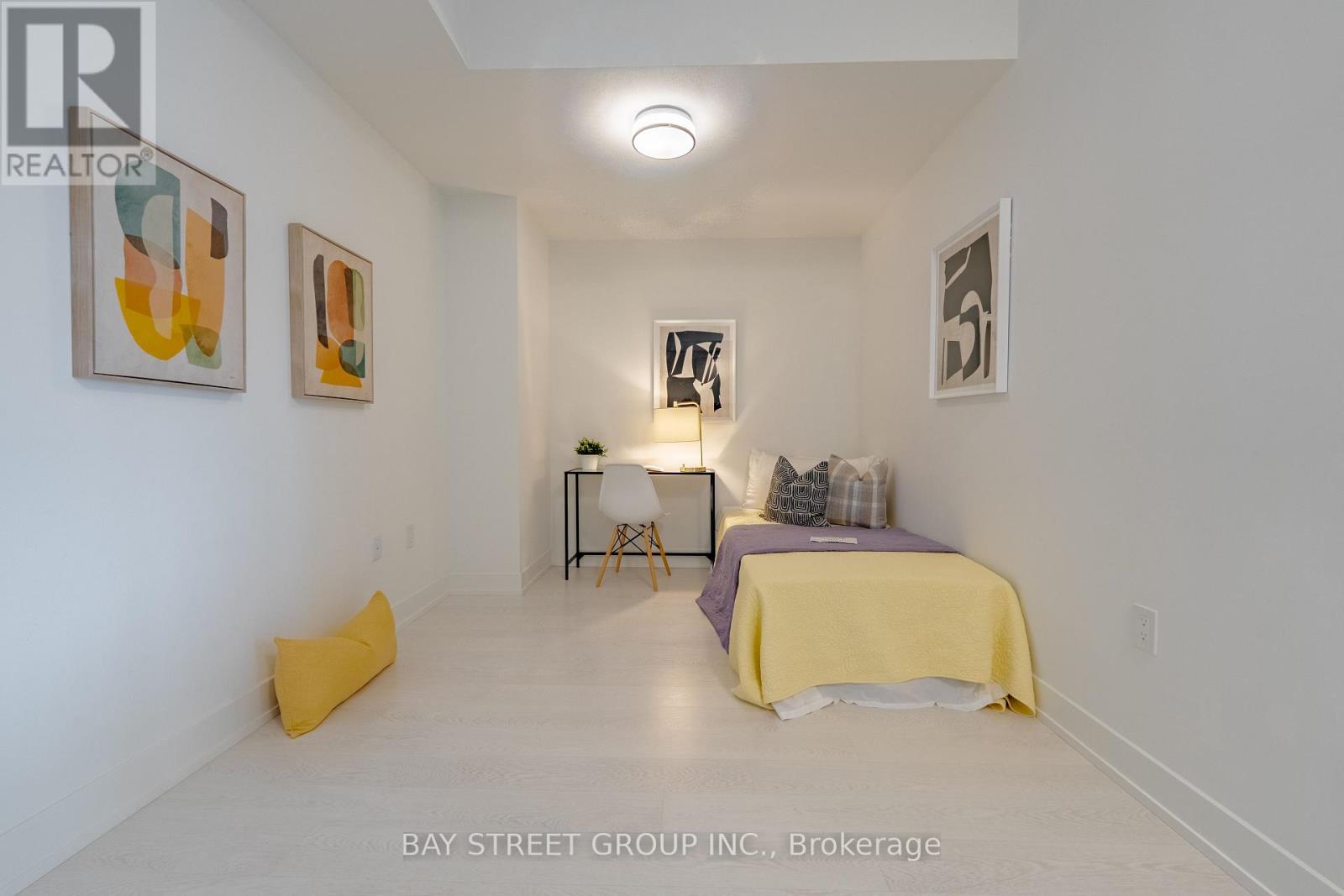 315 - 30 Inn On The Park Drive, Toronto, Ontario  M3C 0P8 - Photo 10 - C12585396