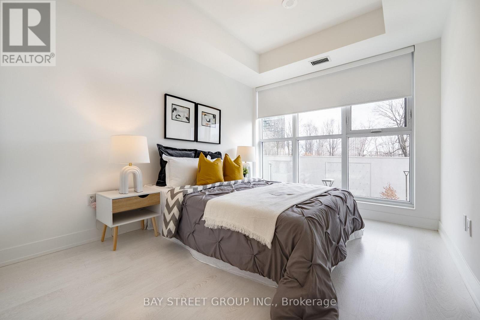 315 - 30 Inn On The Park Drive, Toronto, Ontario  M3C 0P8 - Photo 16 - C12585396