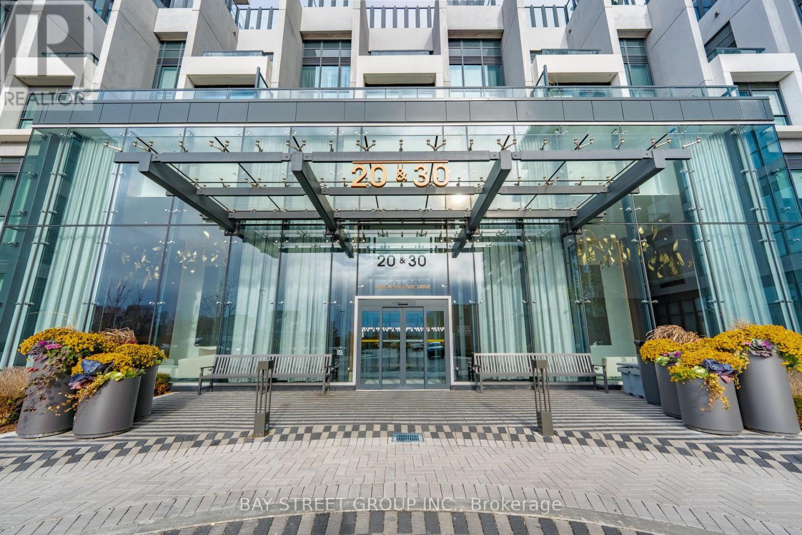 315 - 30 Inn On The Park Drive, Toronto, Ontario  M3C 0P8 - Photo 24 - C12585396