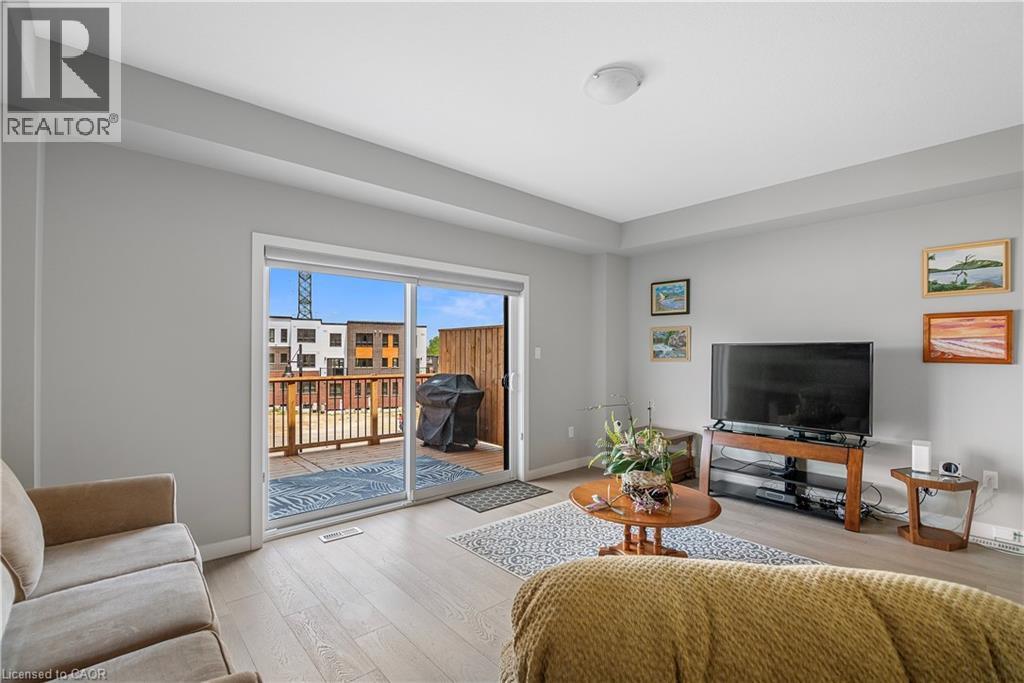 939 Robert Ferrie Drive, Kitchener, Ontario  N2R 1P2 - Photo 18 - 40791025