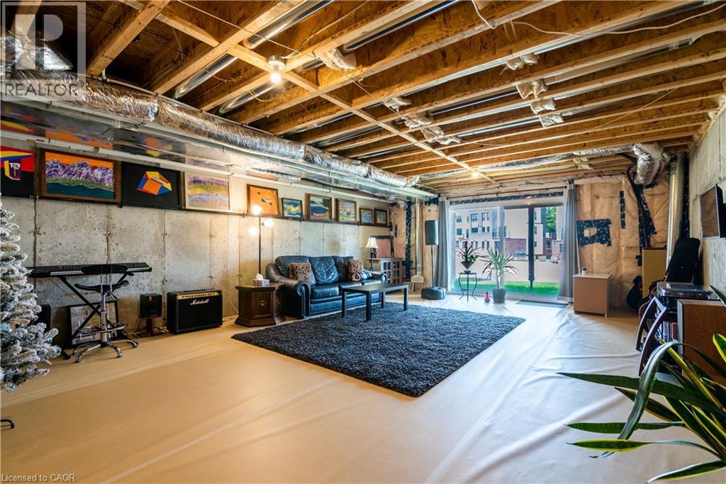 939 Robert Ferrie Drive, Kitchener, Ontario  N2R 1P2 - Photo 31 - 40791025