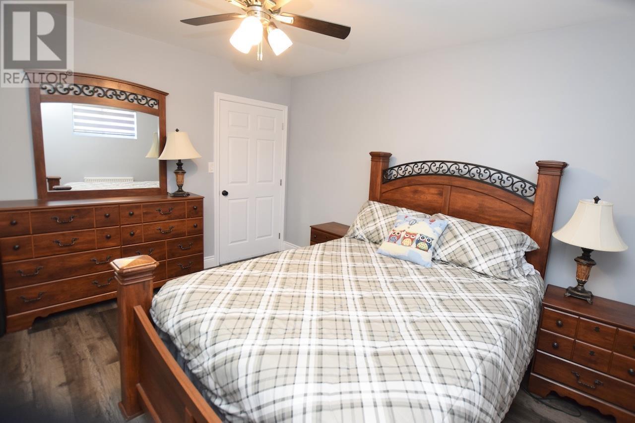 21 & 23 Timber Rd, Elliot Lake, Ontario P5A 2T1 - Photo 25 - SM253295