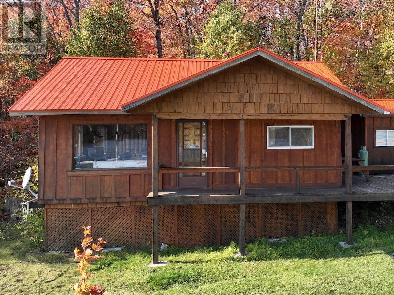 21 & 23 Timber Rd, Elliot Lake, Ontario P5A 2T1 - Photo 32 - SM253295