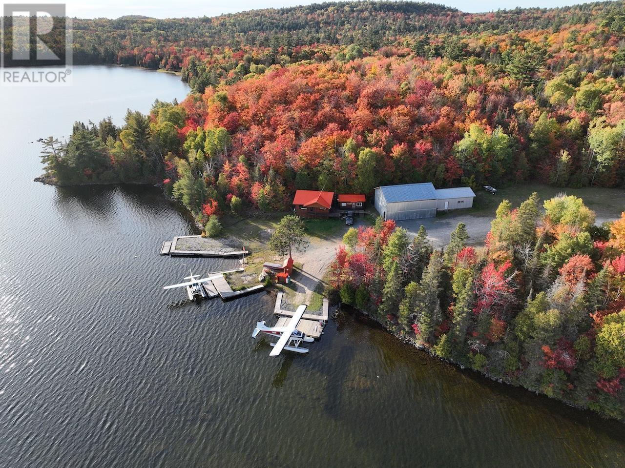 21 & 23 Timber Rd, Elliot Lake, Ontario P5A 2T1 - Photo 4 - SM253295