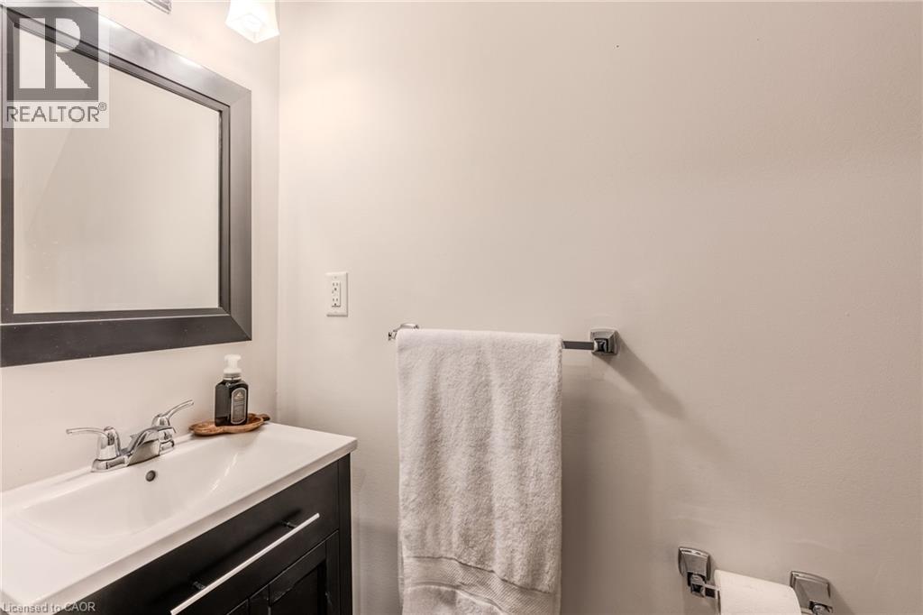 29 Heritage Drive Unit# 18, Stoney Creek, Ontario  L8G 4T4 - Photo 6 - 40788395