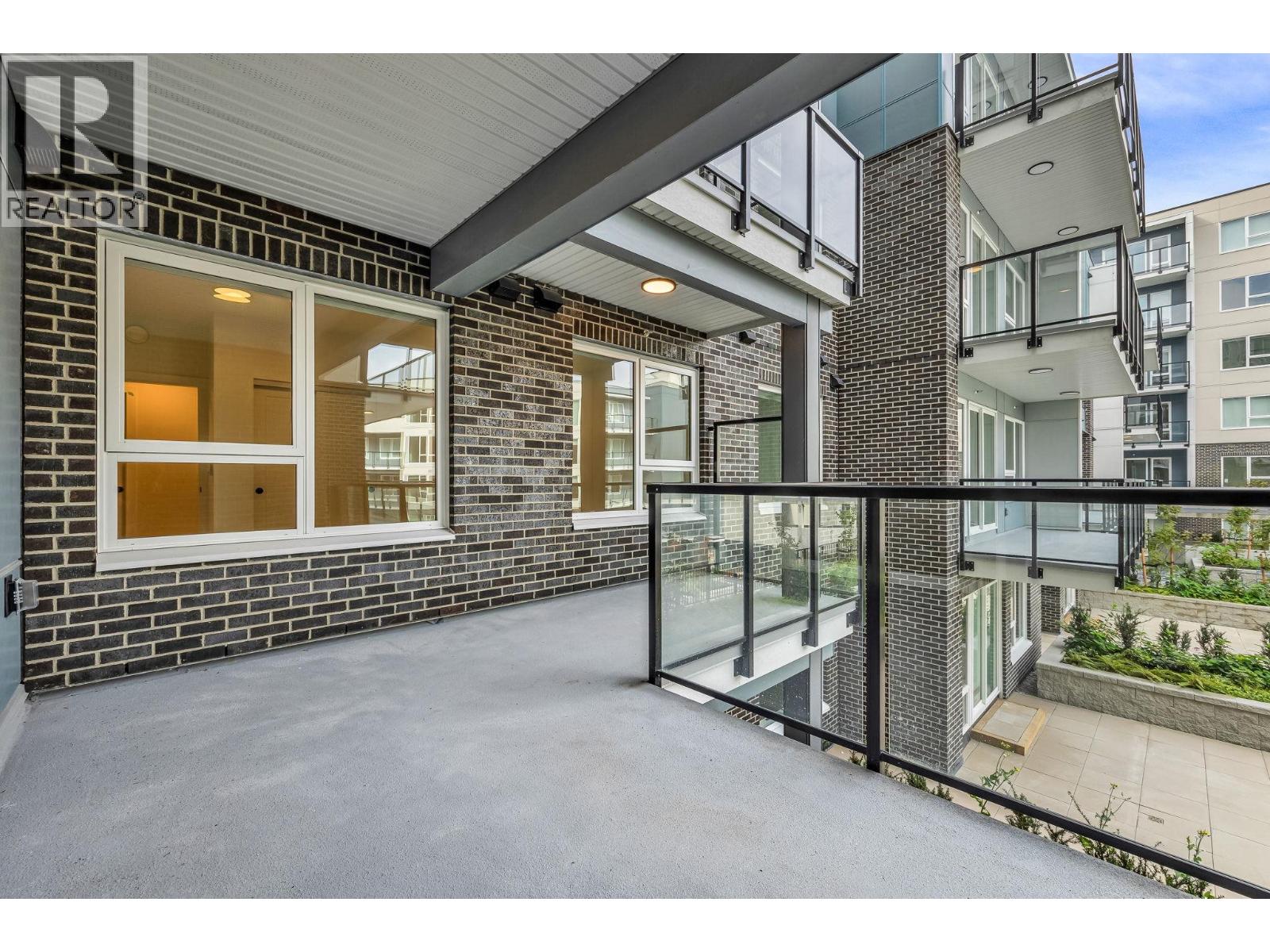 204 2002 St George Street, Port Moody, British Columbia V3H 2E6 - Photo 11 - R3047068