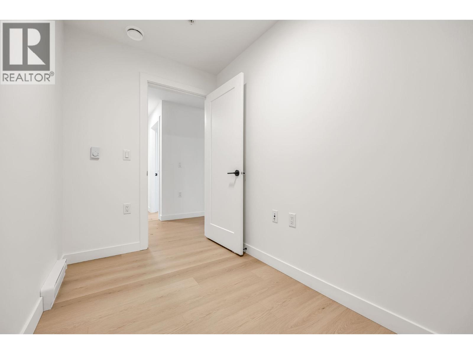 204 2002 St George Street, Port Moody, British Columbia V3H 2E6 - Photo 15 - R3047068