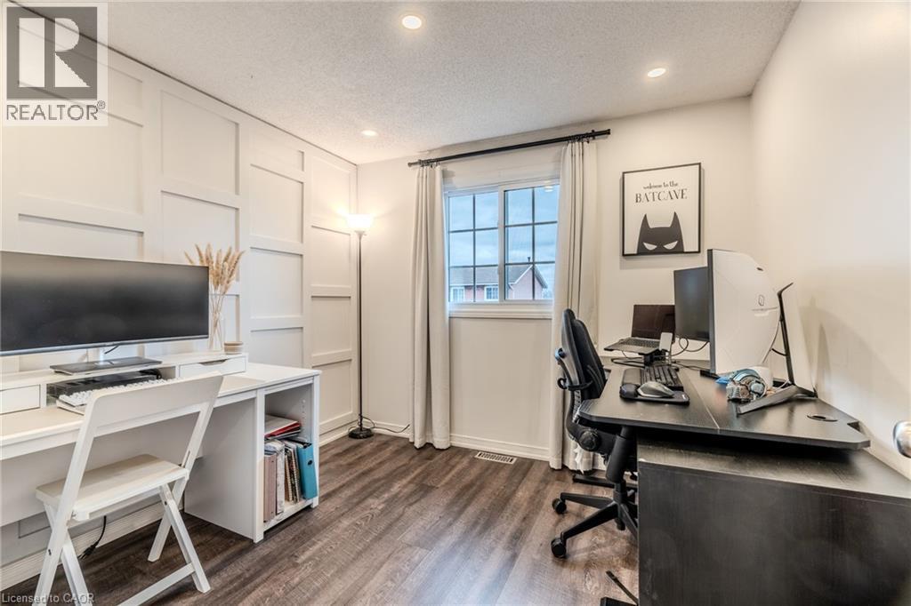 29 Heritage Drive Unit# 18, Stoney Creek, Ontario  L8G 4T4 - Photo 36 - 40788395