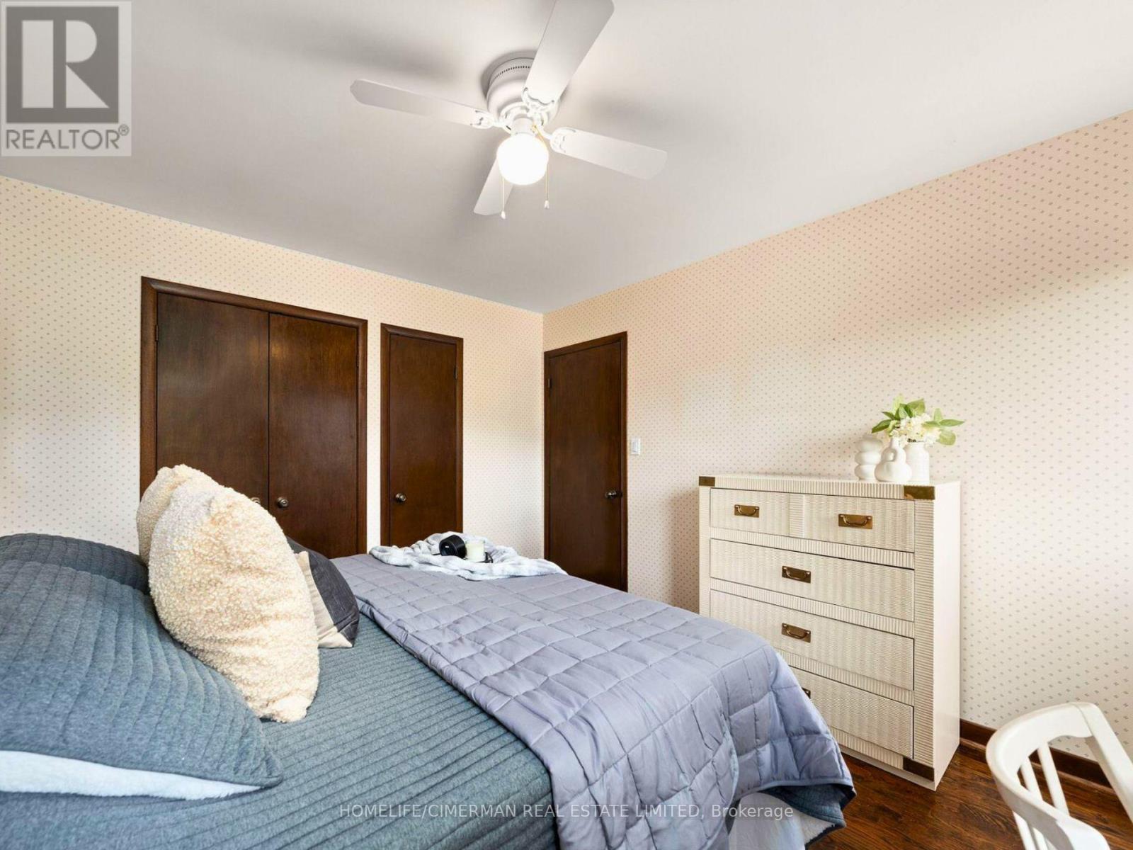 2-Storey House - 145 Pemberton Road, Richmond Hill, Ontario  L4C 3T6 - Photo 11 - N12585356