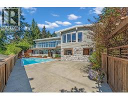 4323 VALENCIA AVENUE, North Vancouver, British Columbia