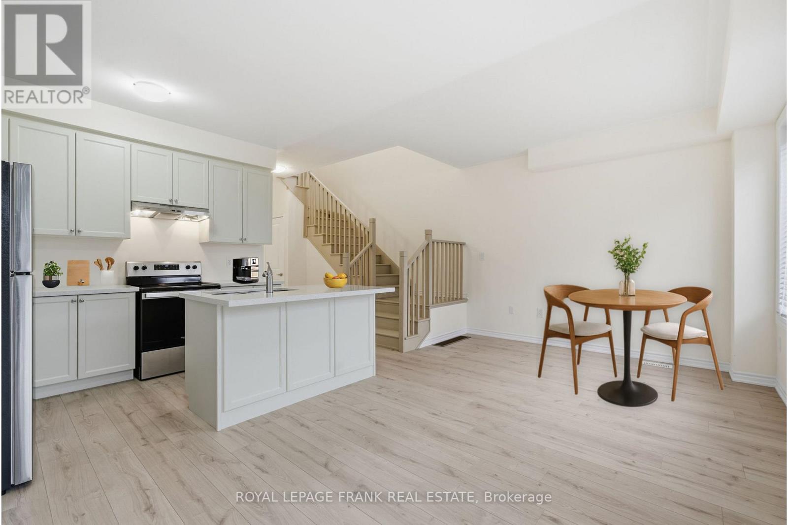 64 Hickey Lane, Kawartha Lakes (Lindsay), Ontario  K9V 0T2 - Photo 16 - X12585452