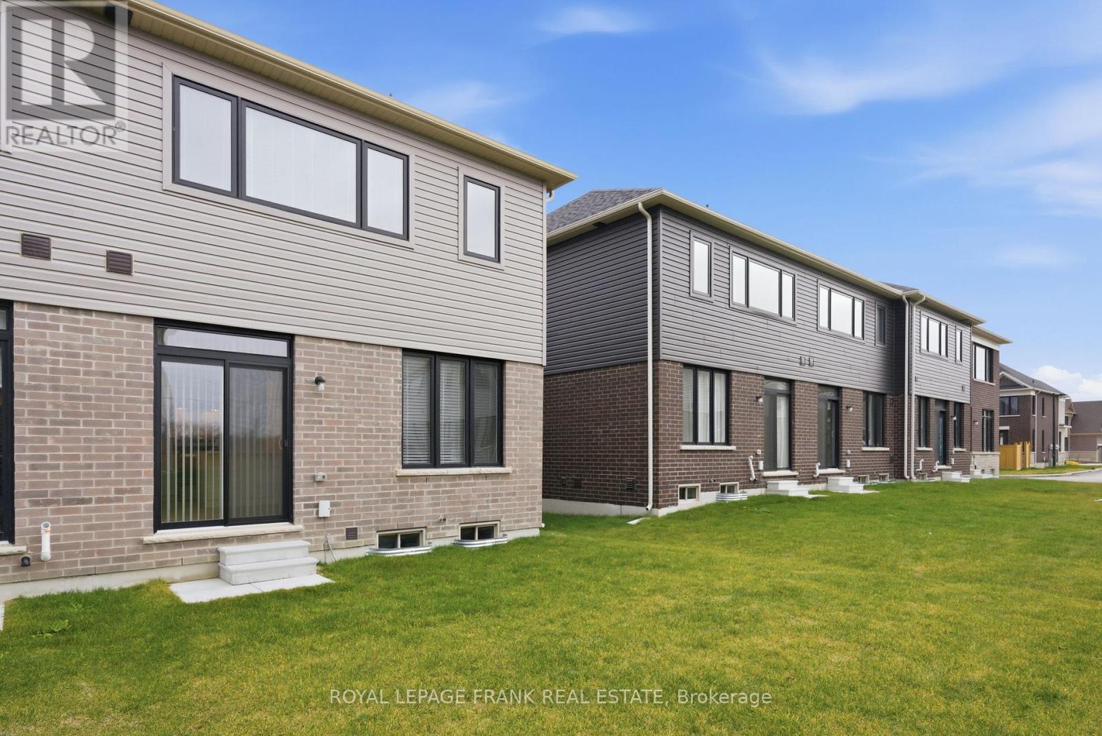 64 Hickey Lane, Kawartha Lakes (Lindsay), Ontario  K9V 0T2 - Photo 35 - X12585452