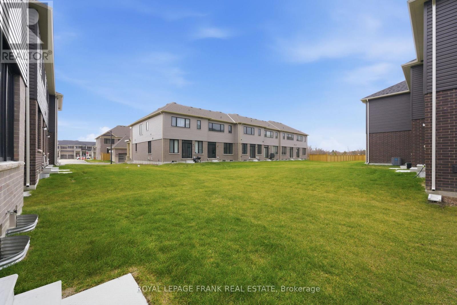 64 Hickey Lane, Kawartha Lakes (Lindsay), Ontario  K9V 0T2 - Photo 37 - X12585452