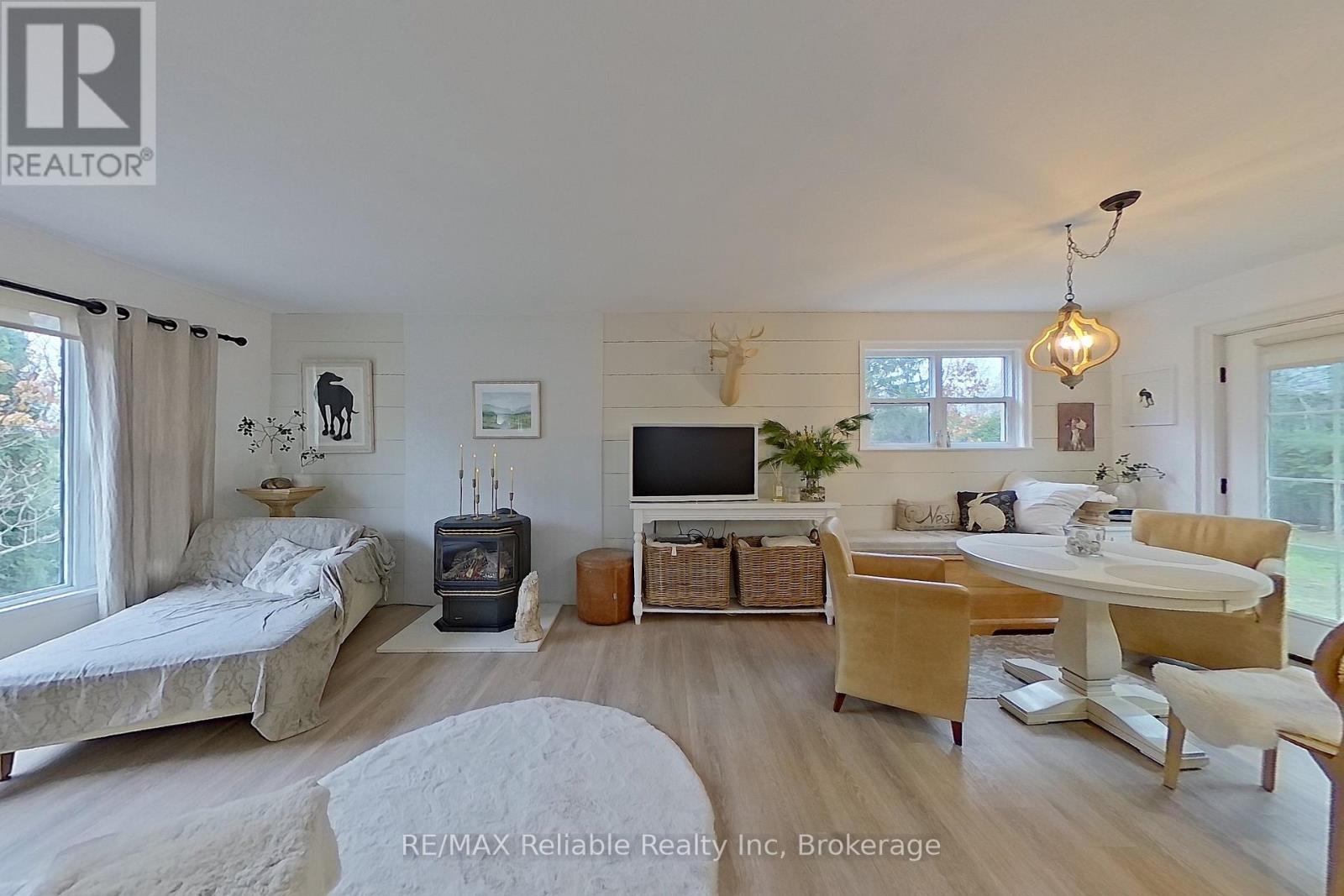 57 Cameron Street, Bluewater, Ontario  N0M 1G0 - Photo 12 - X12585540