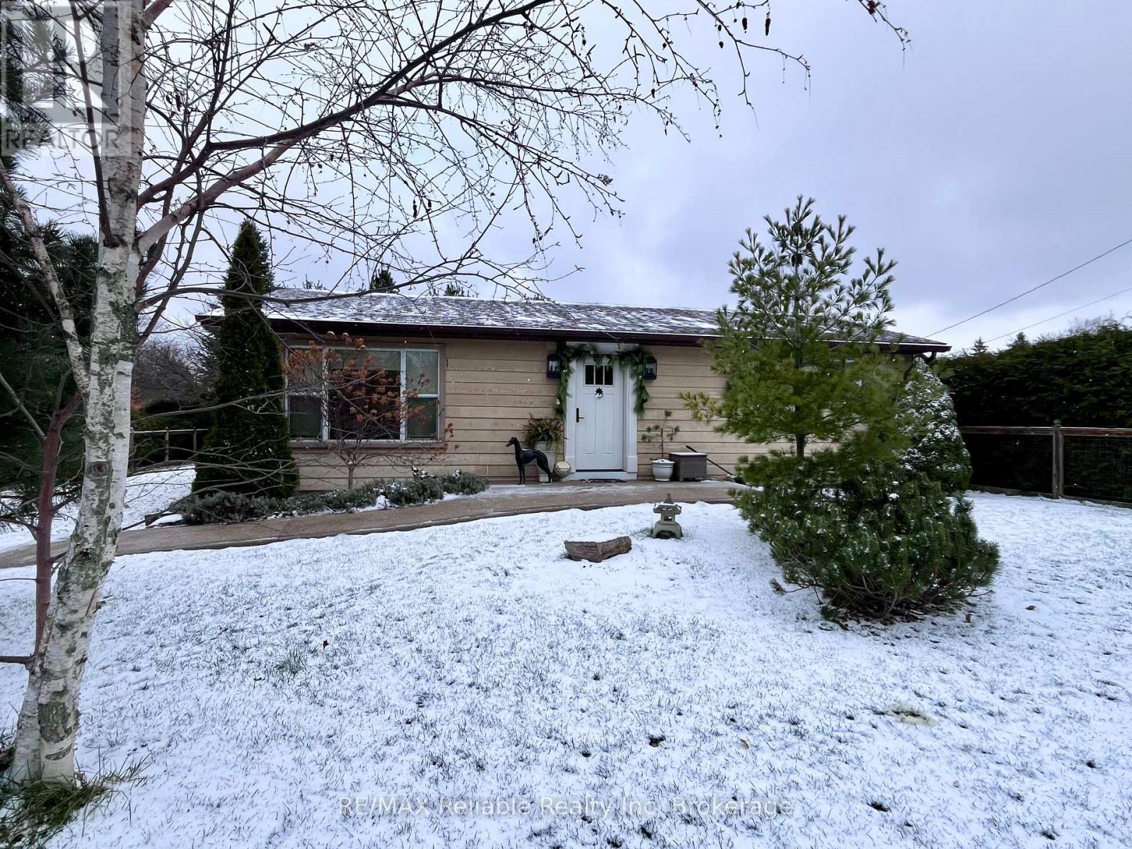 57 Cameron Street, Bluewater, Ontario  N0M 1G0 - Photo 2 - X12585540