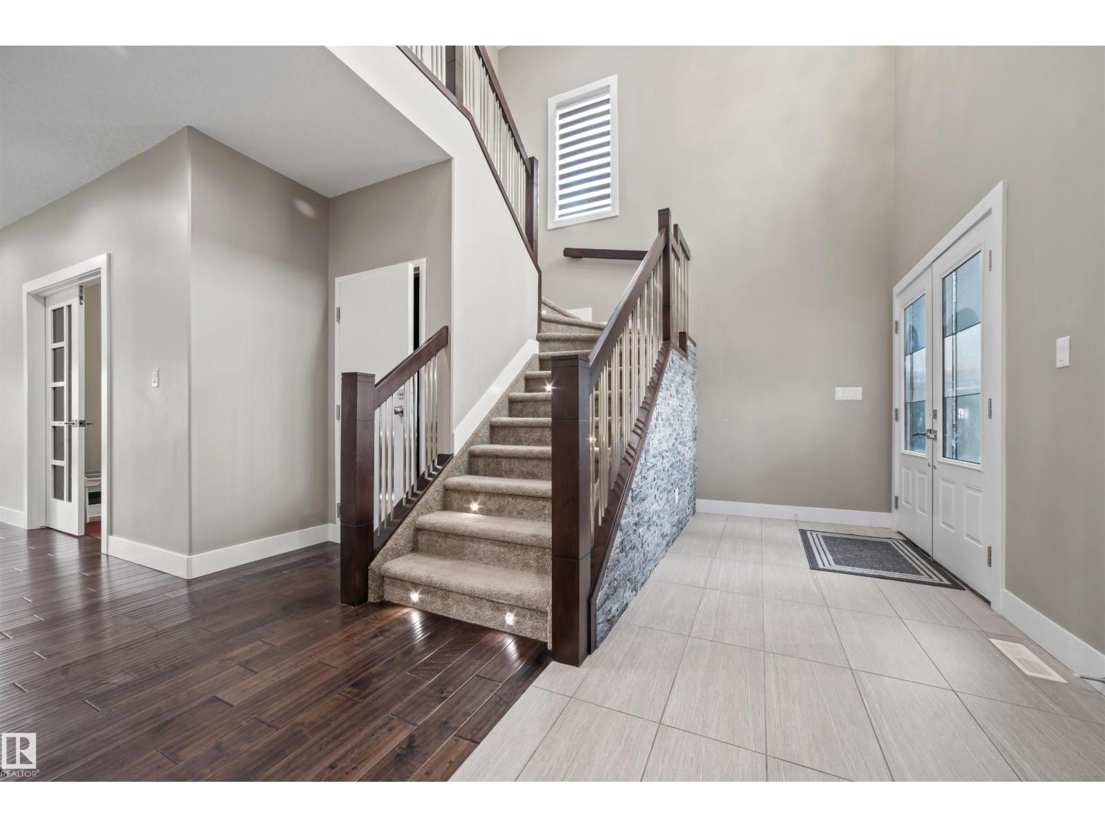 1960 Adamson Tc Sw, Edmonton, Alberta  T6W 1A8 - Photo 4 - E4466969