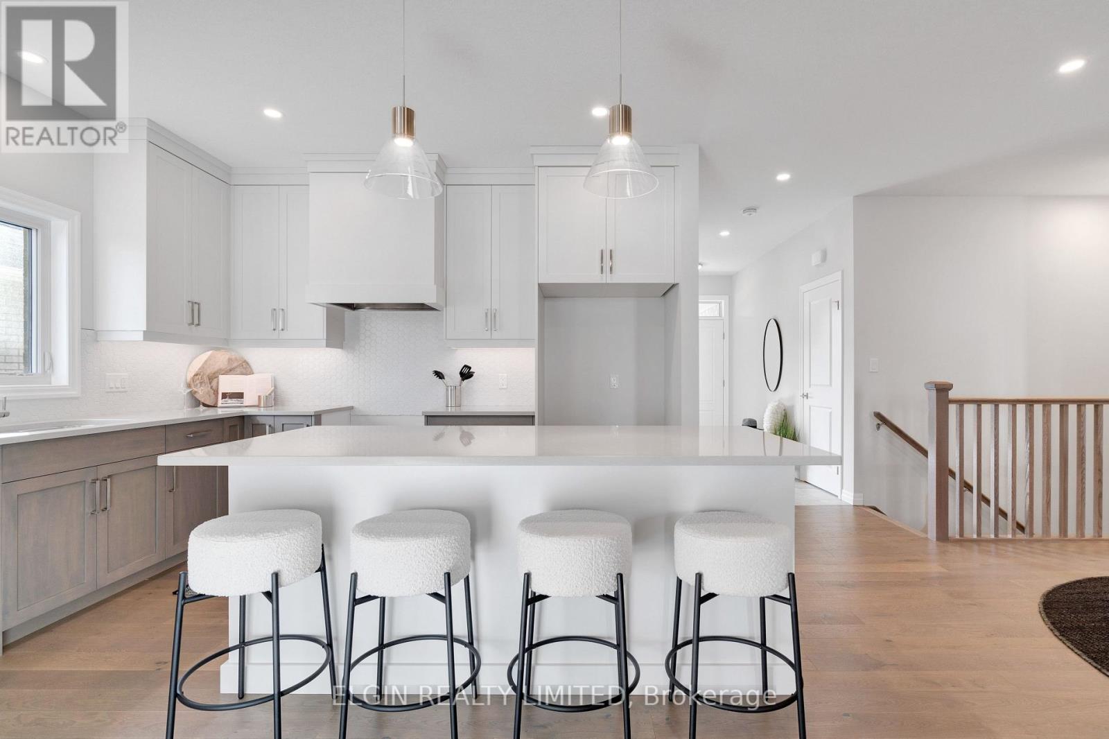 8 Hartland Circle, St. Thomas, Ontario  N5R 0P2 - Photo 17 - X12585548