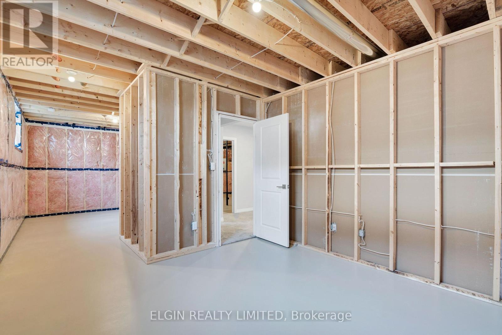 8 Hartland Circle, St. Thomas, Ontario  N5R 0P2 - Photo 41 - X12585548