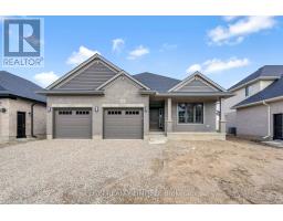 8 HARTLAND CIRCLE, St. Thomas, Ontario