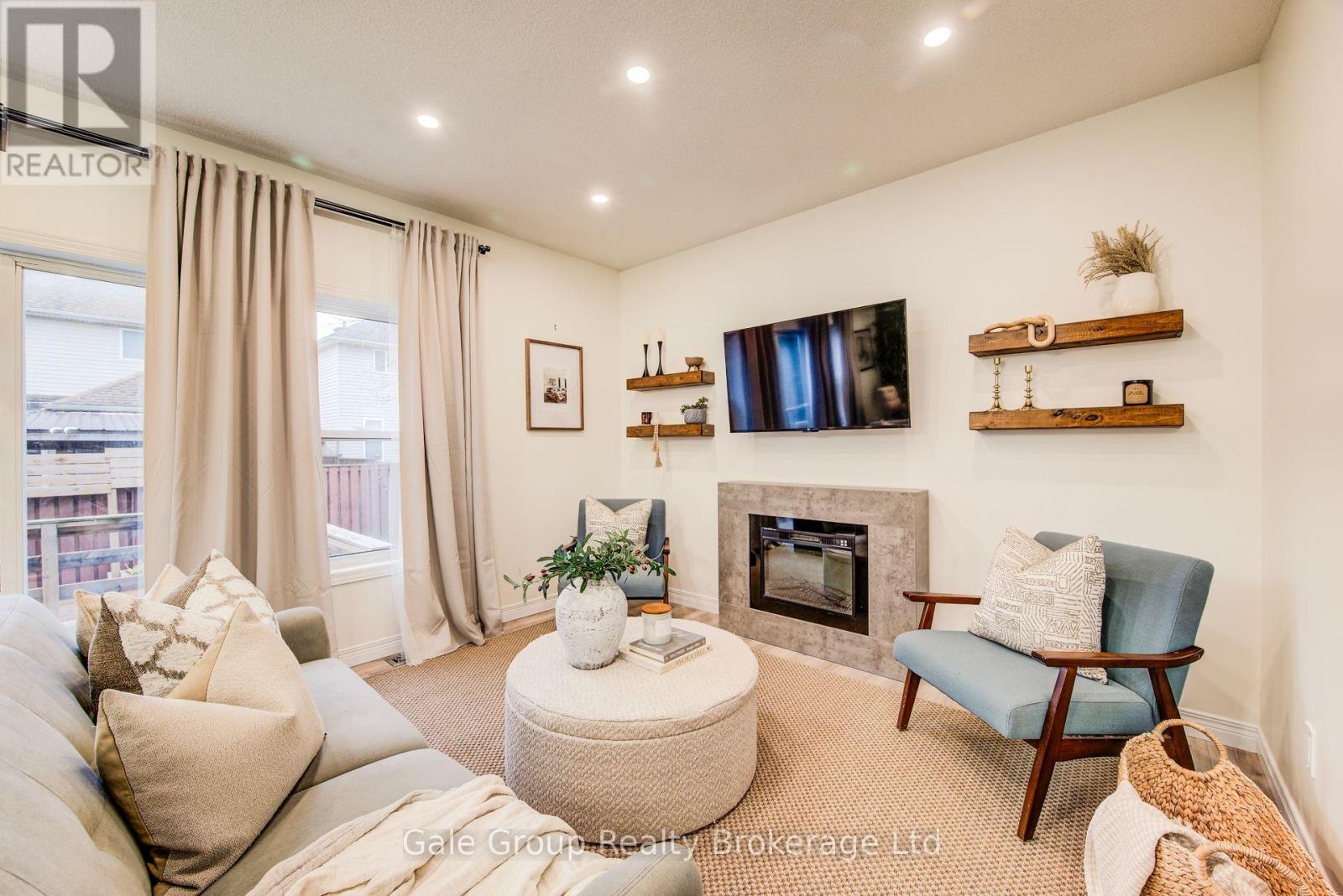 755 Southwood Way, Woodstock, Ontario  N4V 1G5 - Photo 13 - X12585442