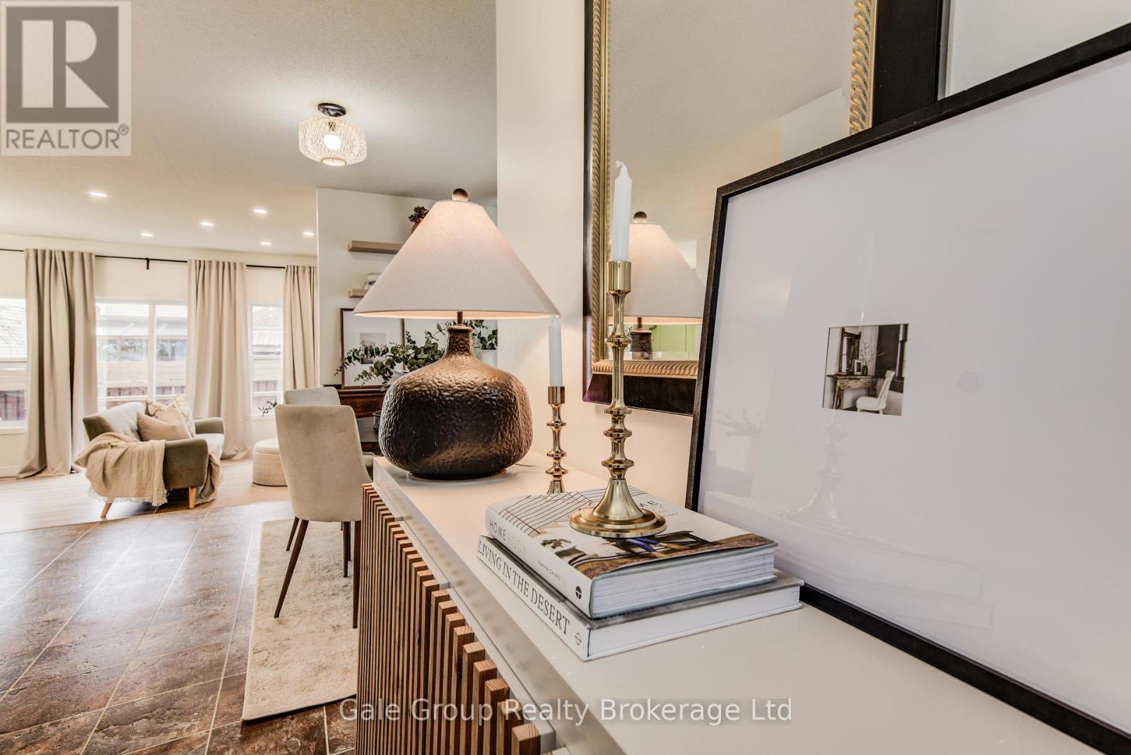 755 Southwood Way, Woodstock, Ontario  N4V 1G5 - Photo 4 - X12585442