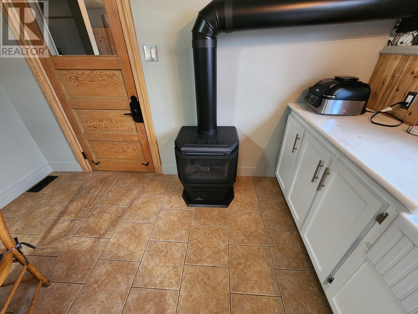 306 Ontario St, Schreiber, Ontario  P0T 2S0 - Photo 25 - TB253578