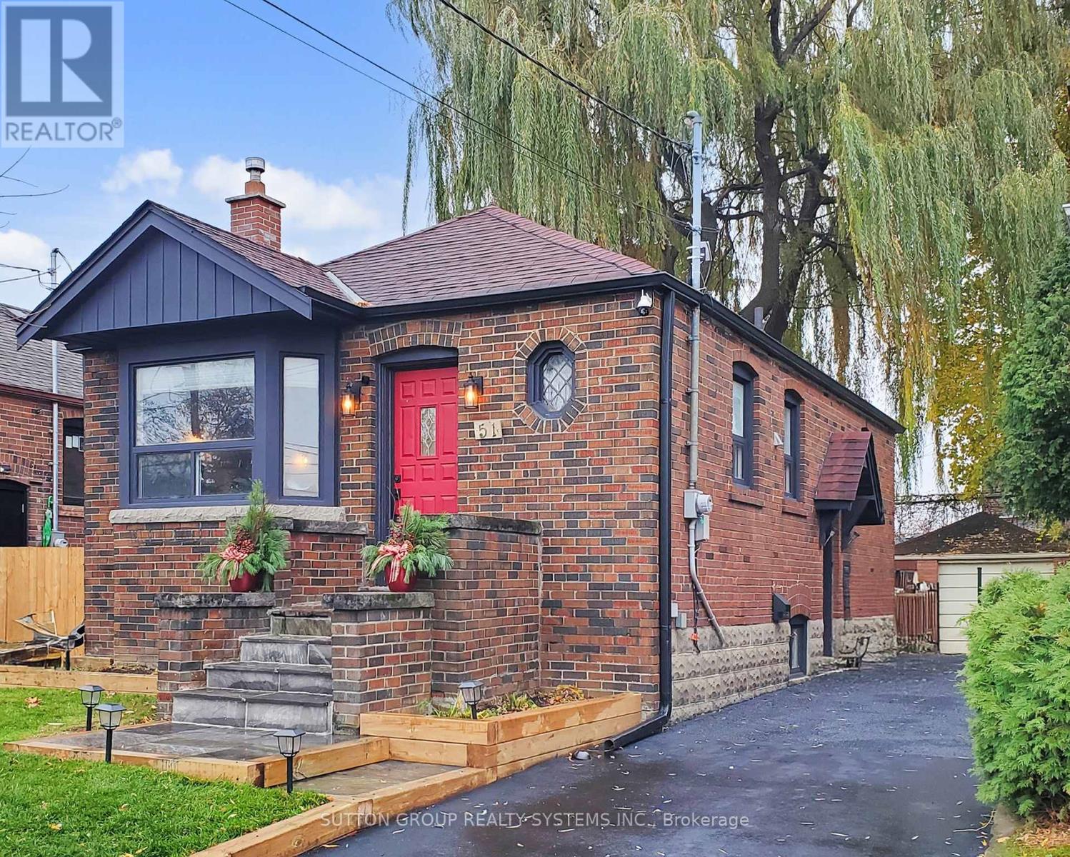 51 JULIET CRESCENT, Toronto, Ontario